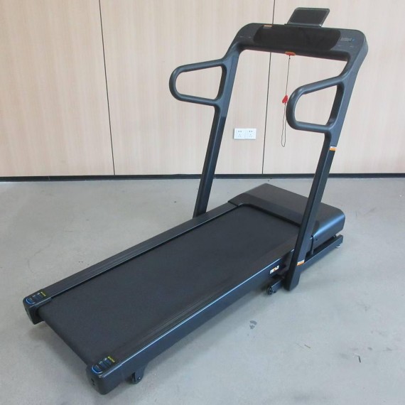 BIEŻNIA MECHANICZNA TM2450F