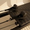 REFORMER DO PILATESU CZARNY PROUD AXIS